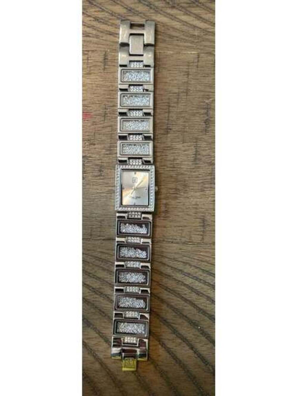 Vivani Victorin Vreck BQVW01B Women’s Stainless Steel Quartz Watch – Non-Working